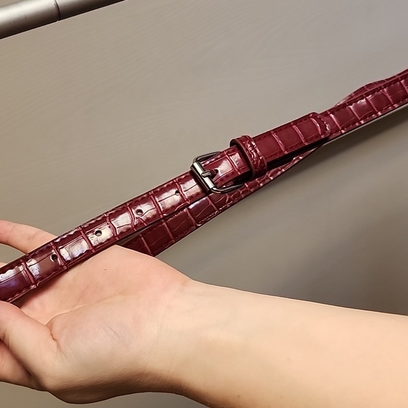 "CXL By Christian Lacroix" Croc Skin Purse ❤️ - Picture 9 of 11